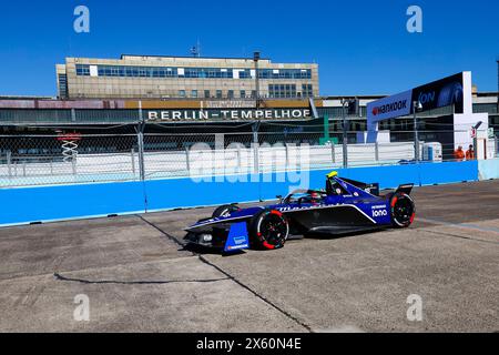 48 MORTARA Edoardo (swi), Mahindra Racing, Mahindra M9Electro, azione durante l'ePrix di Berlino 2024, 7° incontro del Campionato Mondiale ABB FIA di Formula e 2023-24, sul circuito di Tempelhof Airport Street dal 10 al 12 maggio 2024 a Berlino, Germania - Photo Grégory Lenormand / DPPI Foto Stock