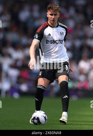 Londra, Regno Unito. 11 maggio 2024. Tom Cairney del Fulham durante la partita di Premier League al Craven Cottage di Londra. Il credito per immagini dovrebbe essere: Paul Terry/Sportimage Credit: Sportimage Ltd/Alamy Live News Foto Stock