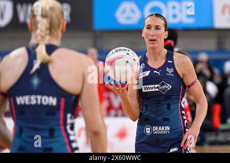 12 maggio 2024; Ken Rosewall Arena, Sydney, NSW, Australia: Suncorp Super Netball , New South Wales Swifts contro Melbourne Vixens; Emily Mannix dei Melbourne Vixens durante il riscaldamento Foto Stock