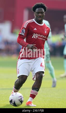 Nottingham, Regno Unito. 11 maggio 2024. Ola Aina del Nottingham Forest durante la partita di Premier League al City Ground di Nottingham. Il credito per immagini dovrebbe essere: Andrew Yates/Sportimage Credit: Sportimage Ltd/Alamy Live News Foto Stock