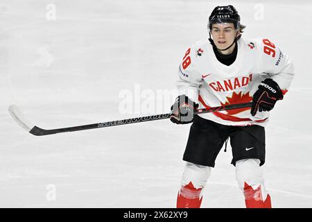 Praga, Repubblica Ceca. 12 maggio 2024. Danimarca vs Canada, partita Del gruppo A del Campionato del mondo 2024 IIHF, a Praga, Repubblica Ceca, il 12 maggio 2024. Connor Bedardod del Canada. Crediti: Vit Simanek/CTK Photo/Alamy Live News Foto Stock