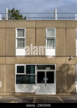 Esterno brutalista dell'edificio di chimica dell'Università di York. REGNO UNITO Foto Stock