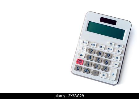 Calcolatore digitale bianco moderno su sfondo isolato - perfetto per concetti aziendali, finanziari e contabili Foto Stock