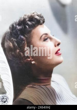 Stanwyck, Barbara, 16.7.1907 - 20.1,1990, attrice americana, ritratto, VISTA LATERALE, INFORMAZIONI-GIOCO-DIRITTI-AGGIUNTIVI-NON-DISPONIBILI Foto Stock