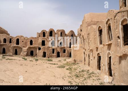 Un antico ksar - villaggio berbero - nel sud della Tunisia Foto Stock