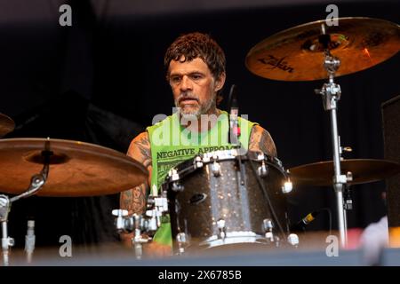 Kevin Fitzgerald dei Circle Jerks si esibisce dal vivo al ponte di Milano, il 12 maggio 2024. (Foto di Mairo Cinquetti/NurPhoto) Foto Stock