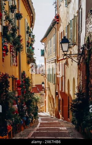 Bel centro città a Mentone, a sud della Francia Foto Stock