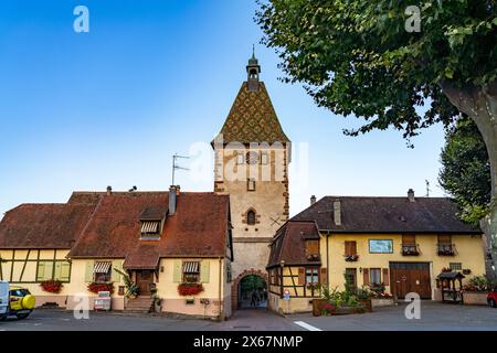 Porta della città di Obertor a Bergheim, Alsazia, Francia Foto Stock