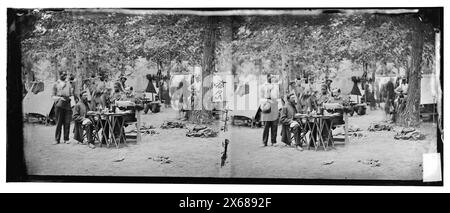 Bealeton, Virginia. Army of the Potomac Officer's Mess of Company D, 93d New York Infantry, Civil War Photographs 1861-1865 Foto Stock