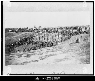 Prigionieri confederati a Belle Plain Landing, Virginia, catturati con Johnson's Division, 12 maggio 1864, Civil War Photographs 1861-1865 Foto Stock
