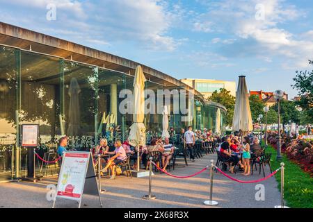 Bregenz, ristorante "Welle" al porto di Bodensee (Lago di Costanza), Vorarlberg, Austria Foto Stock