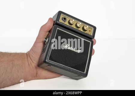 Amplificatore per chitarra miniaturizzato Marshall MS-2 standard Foto Stock