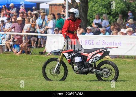 11 maggio 2024 il team di esposizione motociclistica Imps si è formato al Nottinghamshire County Show Foto Stock