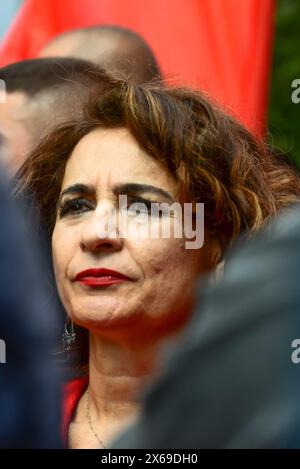 Maria Jesus Montero, primo vice primo ministro, visto prima della tradizionale manifestazione della giornata internazionale del lavoro organizzata dai sindacati, CCOO, Comisiones Obreras, Commissione dei lavoratori, UGT, Union General de Trabajadores, nel centro di Madrid, Spagna, 1° maggio 2024 Foto Stock