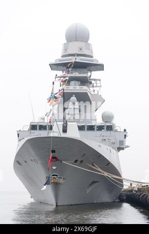 Italiano ITS Luigi Rizzo F595 una fregata di classe Carlo Bergamini nel porto di Gdynia, Polonia © Wojciech Strozyk / Alamy Stock Photo Foto Stock