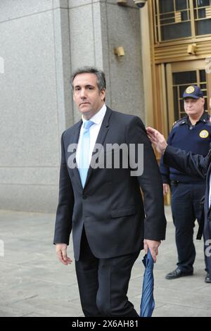 New York, Stati Uniti. 16 aprile 2018. Michael Cohen lascia l'edificio della Corte Federale di New York dopo un giorno di udienze riguardanti i pagamenti di denaro per conto di Donald Trump a Stormy Daniels prima delle elezioni presidenziali del 2016. (Foto di Catherine Nance/SOPA Images/Sipa USA) credito: SIPA USA/Alamy Live News Foto Stock