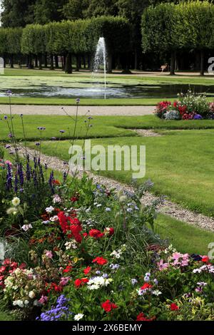 Giardini francesi dello Chateau de Luneville noti come "le Versailles Lorrain". Luneville, Lorena, Francia Foto Stock