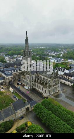 Foto drone basilica di Sainte-Anne-d'Auray Francia Europa Foto Stock