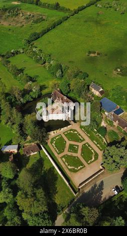 Foto drone castello di Saint-Germain-de-Livet Francia Europa Foto Stock