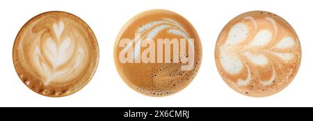 Schiuma di caffè con latte art isolata su bianco, vista dall'alto Foto Stock