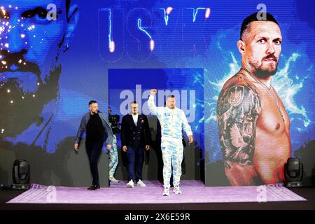 Oleksandr Usyk durante i grandi arrivi cerimoniali al Boulevard City Music World, Riyadh, Arabia Saudita. Sabato 18 maggio si svolgerà la lotta per il titolo IBF, WBA, WBC e WBO tra Tyson Fury e Oleksandr Usyk. Data foto: Martedì 14 maggio 2024. Foto Stock