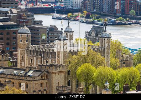 Torre di Londra, Londra, lunedì 29 aprile 2024. Foto: David Rowland / One-Image.com Foto Stock