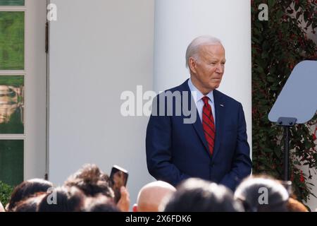 Pechino, Stati Uniti. 13 maggio 2024. Il presidente degli Stati Uniti Joe Biden è raffigurato alla Casa Bianca di Washington, DC, negli Stati Uniti, il 13 maggio 2024. Il presidente degli Stati Uniti Joe Biden ha firmato lunedì una legge che proibirà le importazioni statunitensi di uranio non irradiato a basso arricchimento dalla Russia. Crediti: Aaron Schwartz/Xinhua/Alamy Live News Foto Stock