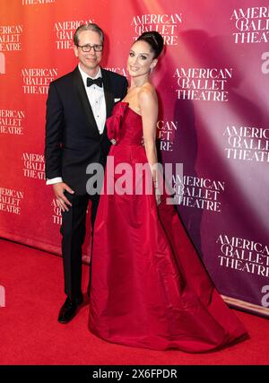 Dimitri Drone e Krystn Hammond assistono all'American Ballet Theatre Spring Gala al Cipriani 42nd Street di New York il 14 maggio 2024 Foto Stock