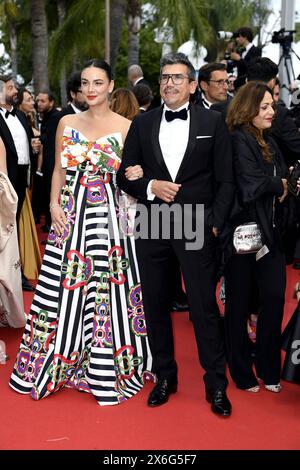 Janina Uhse e Tim Gutke bei der Eroeffnung / Opening vom 77. Cannes Filmfestival mit der Kinopremiere vom Film il secondo atto AM 14.05.2024 a Cannes Cannes Festival 2024 - apertura e secondo atto Premiere *** Janina Uhse e Tim Gutke all'apertura del Festival di Cannes 77 con la prima teatrale del film il secondo agisci il 14 05 2024 al Festival di Cannes 2024 inaugurando il secondo atto in anteprima Foto Stock