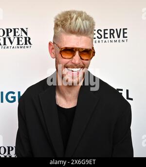 Los Angeles, Stati Uniti. 14 maggio 2024. Il musicista Colton Dixon partecipa alla prima del dramma biografico cinematografico "Sight" all'AMC Century City di Los Angeles martedì 14 maggio 2024. Trama: Quando un orfano cieco arriva nella sua sala d'attesa in cerca di un miracolo, un chirurgo oculare di fama mondiale deve confrontarsi con il suo passato e attingere alla resilienza che ha guadagnato crescendo in Cina durante la Rivoluzione culturale per cercare di ripristinarla. Foto di Jim Ruymen/UPI credito: UPI/Alamy Live News Foto Stock