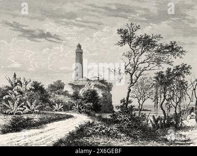 Faro di Anyer. Il faro di Cikoneng è stato costruito nel XIX secolo per sostituire il faro precedente che è stato completamente distrutto dallo tsunami causato dall'eruzione del 1883 di Krakatau, Isola di Giava, Indonesia. Disegno di Theodor Weber (1838-1907) Krakatau and the Sunda Strait 1884 del giornalista francese Edmond Cotteau (1833-1896) le Tour du Monde 1886 Foto Stock