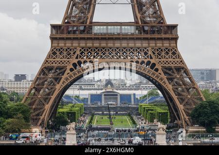 SEDE DEL CONCORSO OLIMPICO PARIGI 2024 INSTALLAZIONE CHAMP DE MARS PARIS Foto Stock
