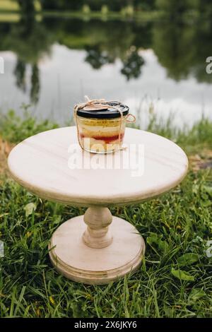 Eleganza e semplicità nel parco Foto Stock
