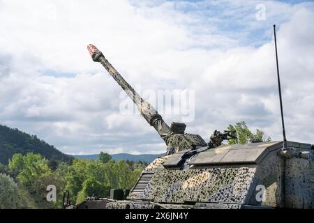 Panzerhauditze 2000 (PzH 2000) Olucitore blindato, olucitore semovente tedesco da 155 mm Foto Stock