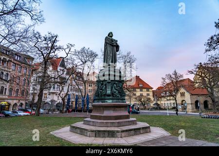 Il monumento Lutero su Karlsplatz a Eisenach, Turingia, Germania Foto Stock