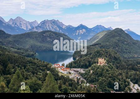 Una vista incredibile dal famoso castello di Neuschwanstein in Baviera, Germania meridionale Foto Stock