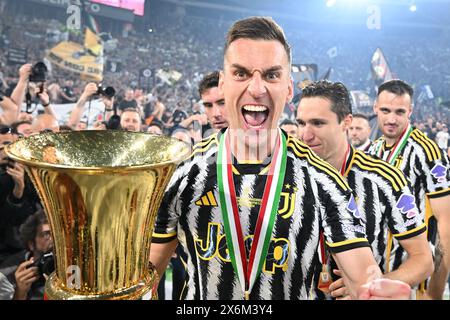 Roma, Italia. 15 maggio 2024. Arkadiusz Milik (Juventus FC) festeggia al termine della partita durante la finale di Coppa Italia tra Atalanta e Juventus allo Stadio Olimpico di Roma, Italia, mercoledì 15 maggio 2024. (Tano Pecoraro/LaPresse) credito: LaPresse/Alamy Live News Foto Stock