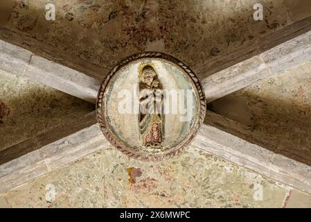 Interno della chiesa di Sant Pere d'Or, a Santpedor (Bages, Barcellona, ​​Catalonia, Spagna) ESP: Interior de la iglesia de Sant Pere d'Or, Santpedor Foto Stock