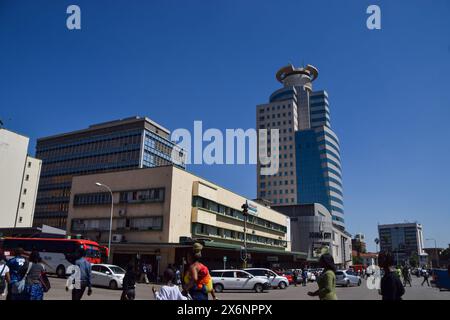 Harare, Zimbabwe, 20 aprile 2024: Centro di Harare, vista diurna. Credito: Vuk Valcic/Alamy Foto Stock