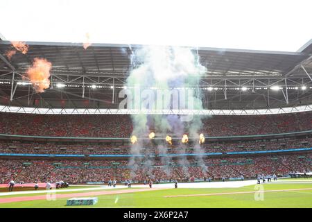 Effetti di fumo colorati Adobe fa Women's Cup final, Manchester United Women vs Tottenham Hotspur Women Wembley Stadium Londra Regno Unito 12 maggio 2024 Foto Stock