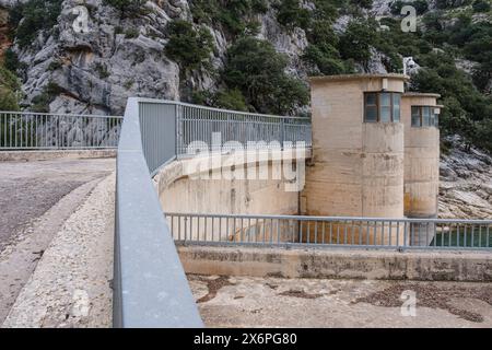 Gorg Blau, riserva d'acqua artificiale, Escorca, Maiorca, Isole Baleari, Spagna. Foto Stock