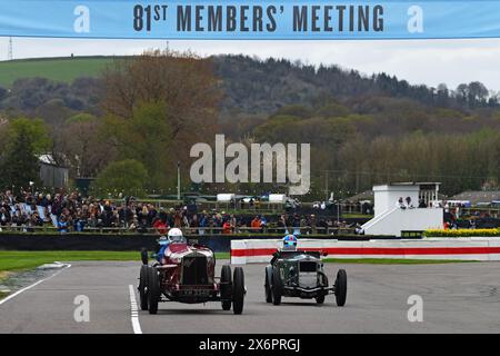 Christopher Mann, Alfa Romeo RL TF, Tim Crighton, Frazer Nash Boulogne, Grover Williams Trophy, venti minuti di corse per le auto da Grand Prix pre-guerra, Foto Stock