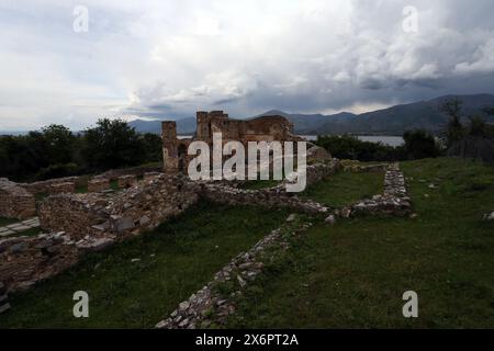 Basilica Byazntine sull isola di Agios Achilios , piccolo lago Prespa, Macedonia, Grecia Foto Stock