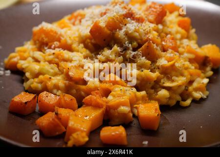 Risotto alle zucche fatto in casa Foto Stock