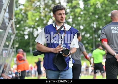 Deinze, Belgio. 12 maggio 2024. Wannes De mol di Deinze nella foto durante una partita di calcio tra KMSK Deinze e SK Lommel nella finale dei play-off di promozione - seconda tappa nella stagione Challenger Pro League 2023-2024, lunedì 12 maggio 2024 a Deinze, Belgio. Crediti: Sportpix/Alamy Live News Foto Stock