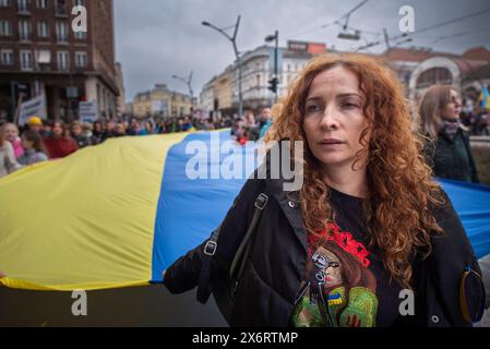 Dimostrazione di solidarietà Ucraina, Budapest, Ungheria UNGARN, 24.02.2024, Budapest V. Bezirk. Ukrainekrieg: Solidartitaetsdemo zum 2. La Jahrestag des russischen ha totalizzato Angriffs. Inizio vom Deak tÃ *** manifestazione di solidarietà Ucraina, Budapest, Ungheria UNGHERIA, 24 02 2024, Budapest V distretto Ucraina manifestazione di solidarietà di guerra nel 2 ° anniversario dell'attacco totale russo inizio da Deak tÃ Copyright: MartinxFejer/estost.net Fejer24022414 Foto Stock