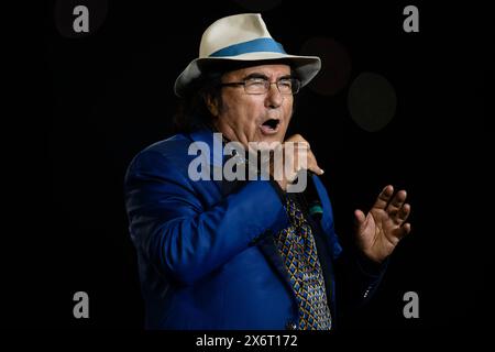 Roma, Italia. 15 maggio 2024. Il cantante italiano al Bano (Albano Antonio Carrisi) si esibisce prima della finale di Coppa Italia Atalanta BC e Juventus FC. Crediti: Nicolò campo/Alamy Live News Foto Stock