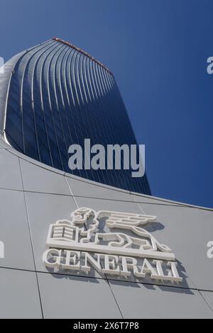 Logo della compagnia assicurativa italiana assicurazioni generali presso la sede di ingresso della sede del gruppo generali a Milano Foto Stock