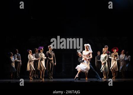 Londra, Regno Unito. 16 maggio 2024. Un tram chiamato Desire dallo Scottish Ballet al Sadler's Wells Theatre di Londra. Crediti: Katie Collins/EMPICS/Alamy Live News Foto Stock