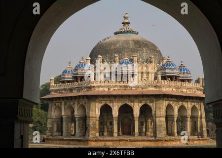 Monumento storico della tomba di Isa Khan a nuova Delhi, India, realizzato nel dicembre del 2018 Foto Stock